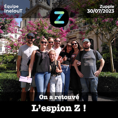 Une famille de 8 personnes de tout âge qui ont réussi ce jeu de piste à Lyon